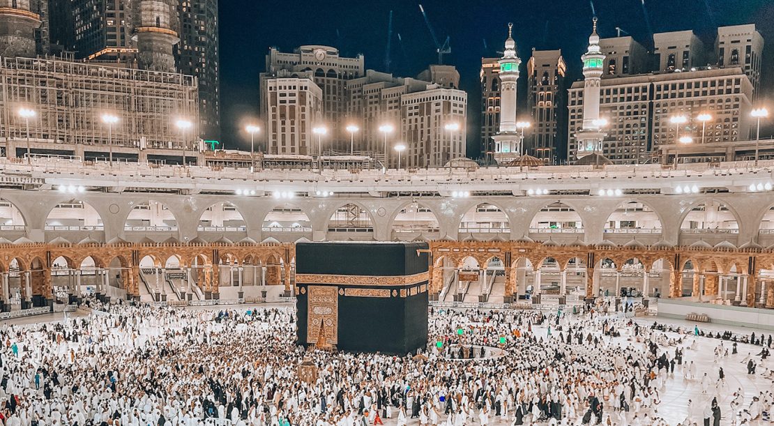 مكة المكرمة اقضي رحلات الحج والعمرة مع أسفار الربيع للسياحة، عش تجربة الصلاة في رحاب المصطفى، اختيارات متعددة بأسعار مناسبة.